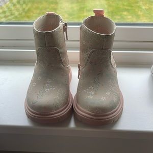 Toddler boots